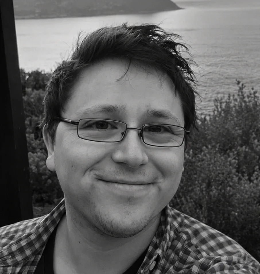 Felix Norton — Co-founder & CEO